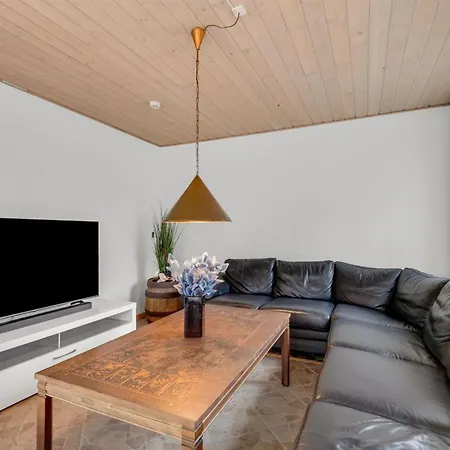 Blaguna - 9km To The Fjord By Interhome
