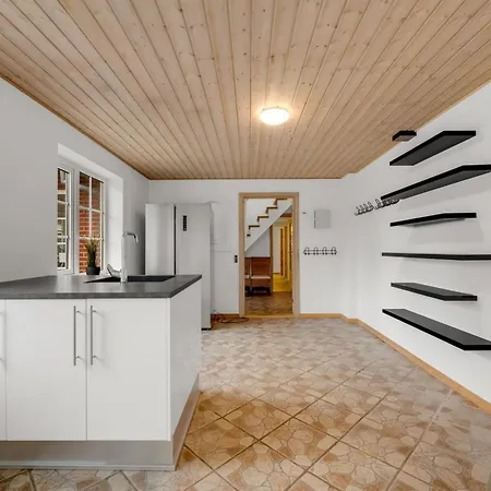 Blaguna - 9km To The Fjord By Interhome
